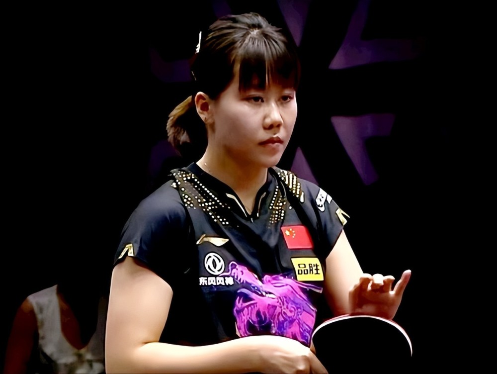 以其敏锐的 以其敏锐的