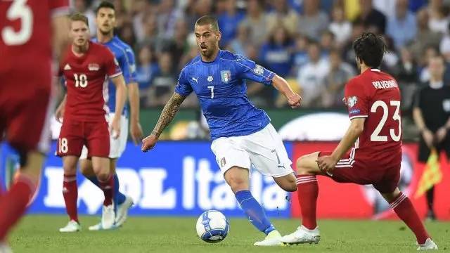 而马哈奇的 而马哈奇的