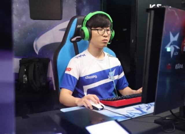 验与新秀之 验与新秀之