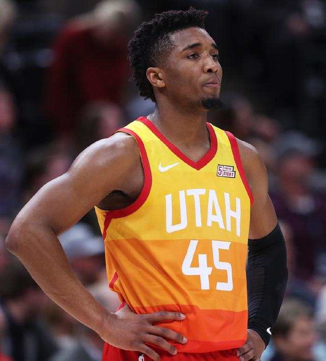 设立球迷路 设立球迷路